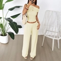 Beiges Damen-Zweiteiler-Set mit One-Shoulder-Plisseetop und eleganter weiter Hose in Creme - S / Gelb