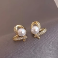 Elegante S925 Silber Herzperlenohrringe mit goldenem Rahmen und Zirkonia Besatz - Weiße Herz Perlen Strass Ohrringe