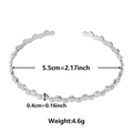 Dettagli del bracciale a C argentato con diametro interno 5,5cm e larghezza 0,4cm - Color Acciaio