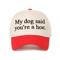 Casquette bicolore avec broderie My Dog Said You're a Hoe et visière rouge incurvée - Réglable / Crème/Rouge