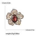 Vintage goldene Blumenbrosche mit braunem Edelstein und Steinen auf weißem Grund - Lila (2208-PU)