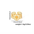 Dettaglio anello a sole placcato oro in acciaio con fascia regolabile e dimensioni - Stile Radianza Solare Timone Nautico (TYR0218)