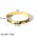 Vista detallada del brazalete esmaltado de oro 18K con medidas y peso del producto - Estilo de Edificio Abstracto Azul Amarillo Negro Blanco (TB7045-BB)