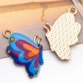 Bunter Emaille-Schmetterling-Anhänger mit Vergoldung, Vorder- und Rückseitenansicht - Azurblauer Bedruckter Schmetterling (16x24 mm)