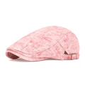 Gorra newsboy rosa lavado con hebilla metálica vintage en vista lateral - Ajustable / Rosa