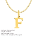 Colgante letra F pulido en cadena de serpiente plana de acero inoxidable oro 14K - Letra F