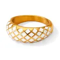Französischer Vintage-Ring aus Edelstahl in Gold mit weißem Rautenmuster und Emaille - US 8 / Gold Weiß (KBJ276)