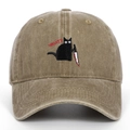 Detailbestickung einer lustigen schwarzen Katze mit Messer auf gewaschener Kappe - Verstellbar / Khaki