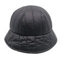 Detalle del sombrero de pescador acolchado negro con aislamiento térmico y tejido impermeable - M (56-58cm) / Negro