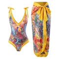 Bikini-Set mit gelbem Pfauen-Blumendruck und dazu passendem langen Wickelrock im Set - S / Oberteil Und Unterteil / Pfauen-Serie