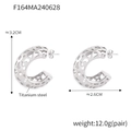 Orecchini a perno irregolari a C in acciaio al titanio argento con altezza di 3,2 cm - Color Acciaio