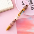 Simpatica penna a sfera a 6 colori Capybara con topper in silicone per cancelleria - Capibara Con Posate