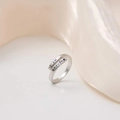 Minimalistischer S925 Sterling Silber Ring mit I am enough Gravur und Herzmuster - US-Größe 7 Offen (Verstellbar) / Weißgold