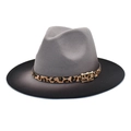 Dettaglio cappello fedora sfumato grigio con fascia leopardata e fibbia dorata - M (56-58cm) / Grigio Chiaro + Nero