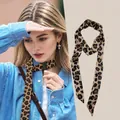Pañuelo fino con estampado de leopardo en marrón y negro para bolsos y cuello moda - Estampado de leopardo