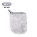 Waschbarer nebely-grauer Mikrofaser-Abschminkhandschuh mit Aufhängeschlaufe 13x9CM - Dunstgrau