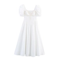 Elegante witte jurk met vierkante hals en pofmouwen voor dames met details - XS / Wit