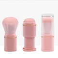 Tragbarer rosa ausziehbarer Make-up-Pinsel mit weichen Borsten und Staubschutzkappe - Quadratischer Einlkopf Teleskop Pinsel + OPP Beutel / Spinnenseidenrosa (Puderpinsel)