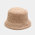 Cappello da pescatore in peluche beige da donna con trama soffice e calda per l'inverno - M (56-58cm) / Cachi