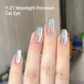 Pearly ceramic cat eye nail polish shade Y-21 with silver grey magnetic shimmer effect - White Moonlight Ceramic Cat Eye