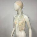 Primer plano detallado de un pañuelo de red blanca con brillantes diamantes de imitación - Talla única / Blanco Diamantes AB