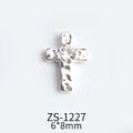 Charm per nail art a croce d'argento con strass 6x8mm per decorazione unghie - ZS-1227 / Argento