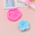Macro shot of hibiscus flower silicone mold showing detailed petal textures for DIY cakes - Hibiscus Style (1)