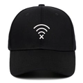 Casquette de baseball en coton noir avec broderie WiFi blanche et visière renforcée - Réglable / Noir