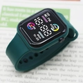 Orologio sportivo digitale per studenti con cinturino in silicone verde e display quadro - Verde Scuro