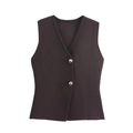 Gilet en maille marron café ajusté pour femme avec boutons dorés élégants et col en V - Café