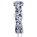 Detail of floral printed midi dress featuring side waist ruching and fisheye hemline - S / Blue