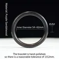 Brazalete de madera de sándalo negro pulido a mano con veta natural marrón 54-62mm - 62mm / Barra Redonda / 8mm / Ébano