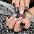 Faux ongles œil de chat avec motif feu d'artifice sombre et paillettes argentées - Feux d'Artifice de Nuit Etoilée (Kit d'Outils)