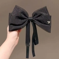 Pince à cheveux élégante en gaze nacrée noire avec grand nœud et petit papillon en métal - Noir