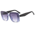 Schicke Y2K Quadratische Halbrand Sonnenbrille mit lila Glitzerrahmen und Verlaufsgläsern - Transparenter Blauer Rahmen / Grau Verlaufsgläser