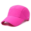Casquette de sport à séchage rapide rose vif avec fentes d'aération découpées au laser - Réglable / Rose rouge
