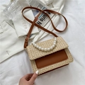 Borsa a tracolla in paglia con finiture in pelle marrone ed elegante manico di perle - Cachi