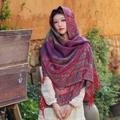 Scialle etnico con motivo paisley rosso e viola e nappine decorative per il viaggio - 200cm / Paisley di Palazzo-Viola Verde
