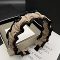 Puffy pleated fabric headband in khaki and black color mix with silk texture - Contrast Ruffle Pleated Style / Khaki