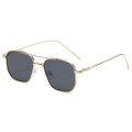 Lunettes de soleil hexagonales dorées avec verres gris foncé et monture fine à double pont - Monture Dorée Verres Noirs