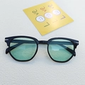 Occhiali da sole retrò con montatura nera e lenti verde chiaro modello JH18177 - verde chiaro