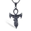 Detalle del colgante Ojo de Horus de acero inoxidable con Ankh y diseño de pluma - Colgante Negro (Sin Cadena) (C0304-2)