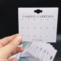 Cartellini bianchi in PVC a 18 fori per esporre orecchini e confezionare gioielli - Carta Bianca a 18 Fori da 8,5*7,5 cm