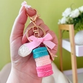 Süßer bunter Macaron-Kuchen Schlüsselanhänger mit rosa Schleife und Eiffelturm-Anhänger - Blau Rosa Rosarot