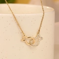 Collana dorata con ciondoli a pesci intrecciati e luminosi cristalli di zircone cubico - Oro (8416)