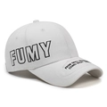 Casquette de baseball blanche avec broderie FUMY et citation sur la visière - Réglable / Blanc