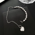 Elegante silberne Herz-Perlenkette mit Barock-Gliederkette und Knebelverschluss - Titanstahl Herz Künstliche Perlen Spleißkette