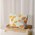 Trousse à maquillage en toile bleu clair avec motifs coquelicot orange et zip - Jaune
