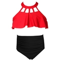 Maillot de bain deux pièces fille avec haut licou rouge à volants et bas taille haute - 104 / Ensemble Haut Rouge à Découpes et Bas Froncé Noir