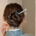 Light green wave hairpin with white flower and pearlescent tassel in elegant hairstyle - Green Wavy Line Flower Tassel Style (97#)